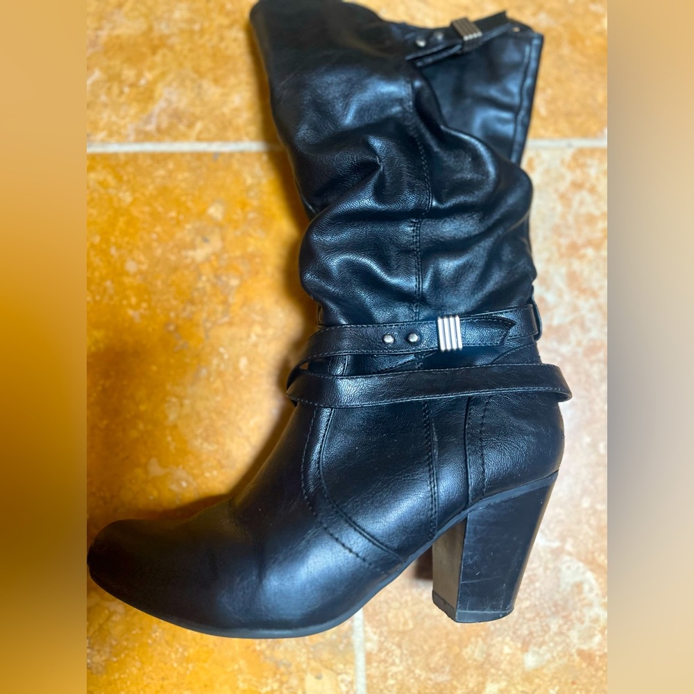Flash Sale! 🔥 Slouch boots